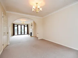 Priory Close, Pilgrims Hatch, Brentwood thumb 3