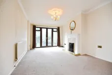 Priory Close, Pilgrims Hatch, Brentwood