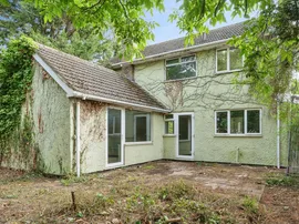 Paddocks Drive, Newmarket photo