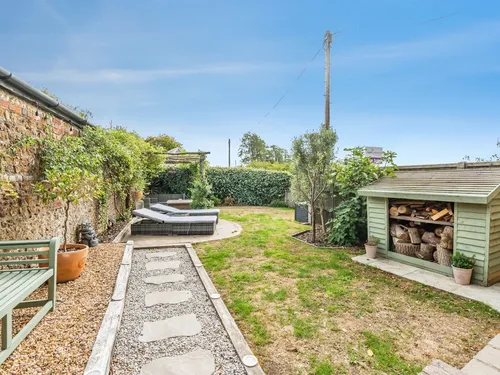 East Corner Cottage, Colworth, Chichesterphoto