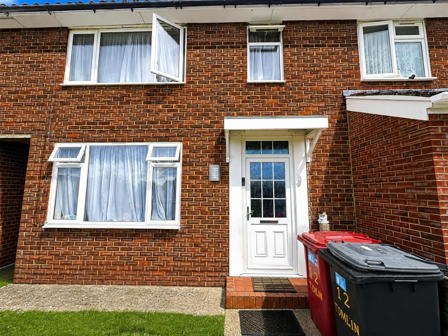 Tomlin Road, Slough Image 1