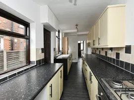King Edward Street, SCUNTHORPE thumb 3