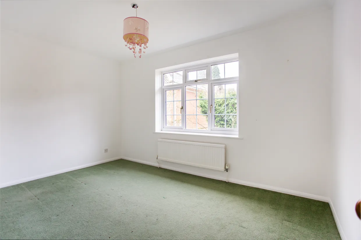 Fairford Close, Haywards Heath, RH16 photo 5