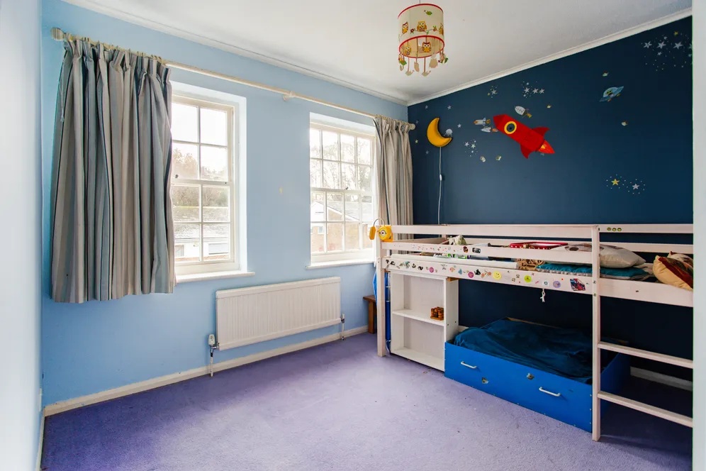 Fairford Close, Haywards Heath, RH16 photo 8