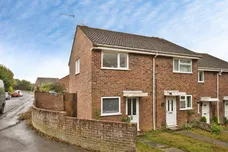 Cavalier Close, Yeovil