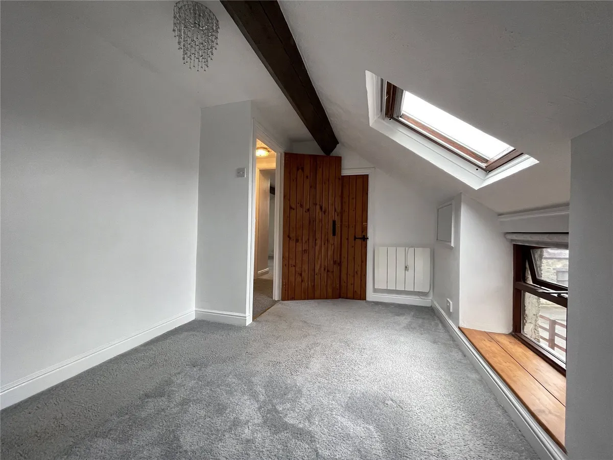 Gwern Borter Manor, Rowen, Conwy, LL32