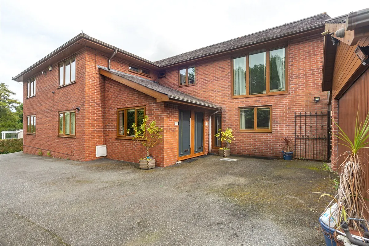 Treborth Road, Bangor, Gwynedd, LL57
