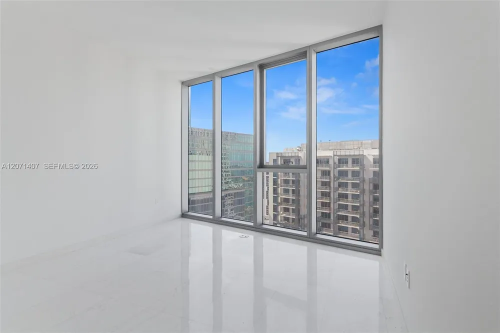 300 Biscayne Boulevard Way, Miami, FL 33131