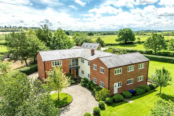 Catesby Road, Hellidon, NN11 photo 2