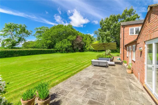 Catesby Road, Hellidon, NN11 photo 18