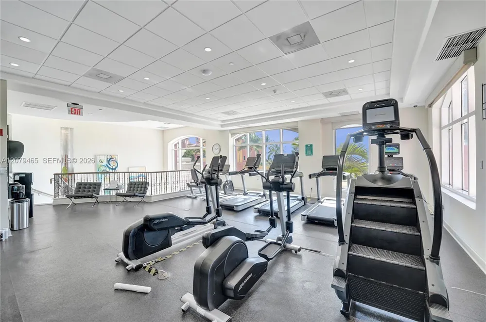 2100 N Ocean Blvd, Fort Lauderdale, FL 33305