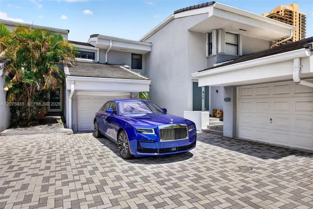 203 Poinciana Dr, Sunny Isles, FL 33160