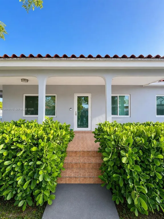 100 SW 51st Ct, Miami, FL 33134