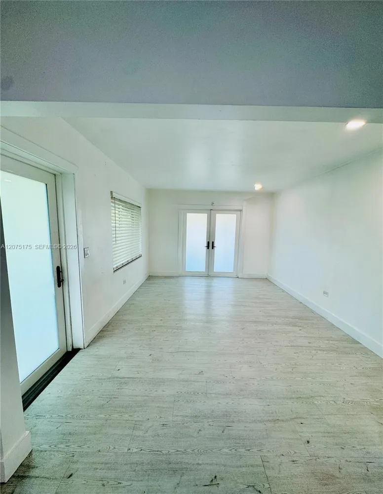 100 SW 51st Ct, Miami, FL 33134