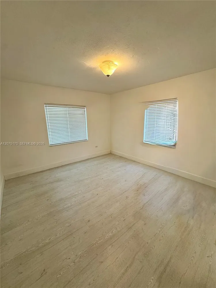 100 SW 51st Ct, Miami, FL 33134