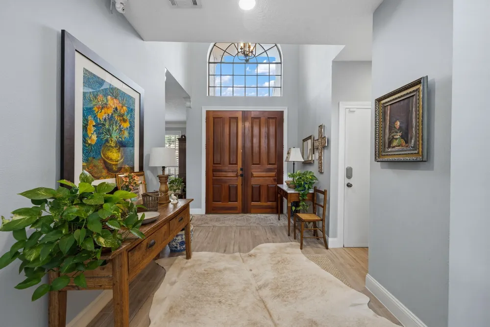 2514 Potomac Dr, Houston, TX 77057