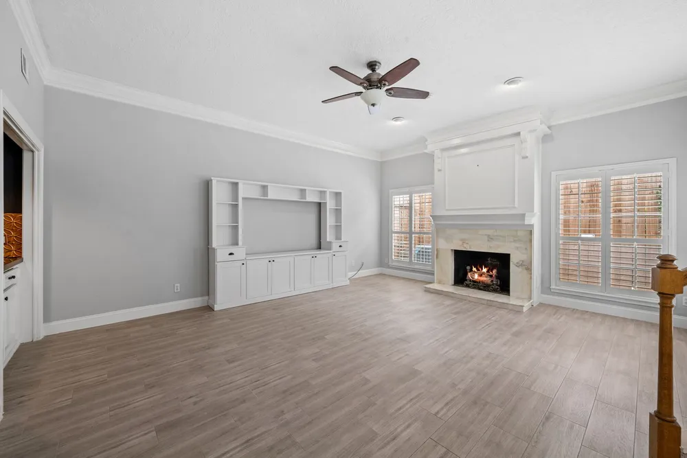 2514 Potomac Dr, Houston, TX 77057