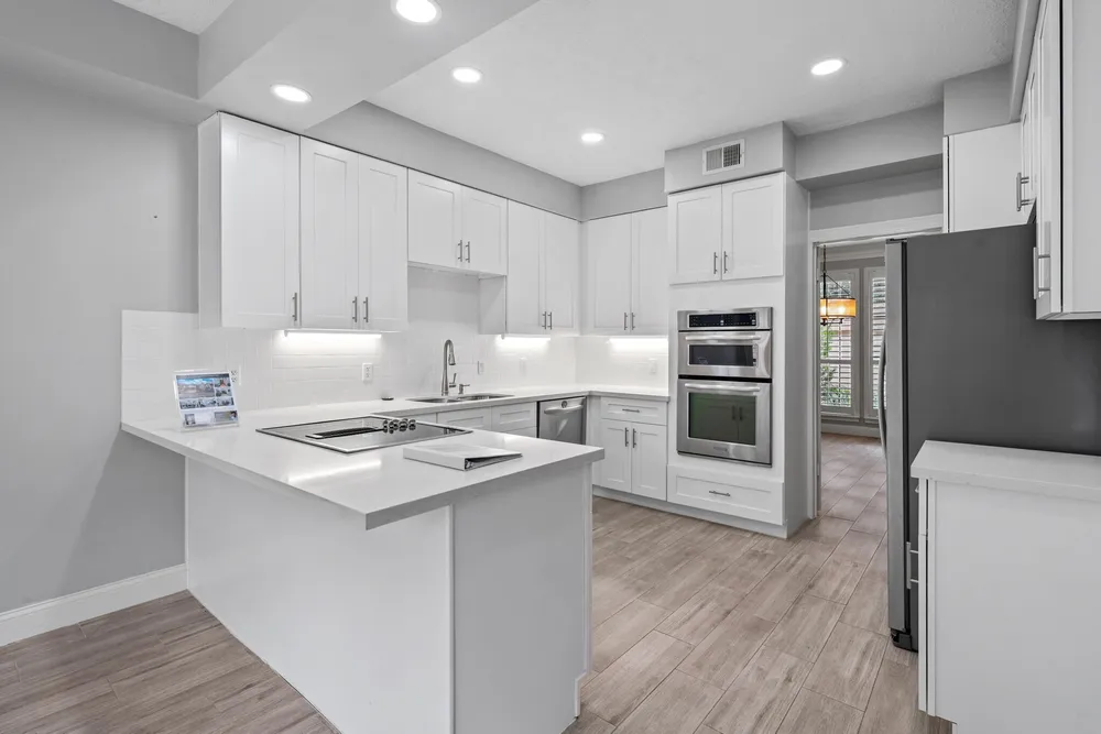 2514 Potomac Dr, Houston, TX 77057