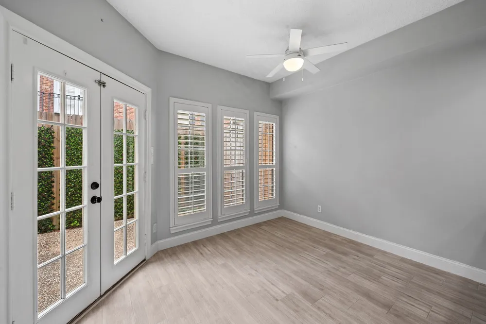 2514 Potomac Dr, Houston, TX 77057