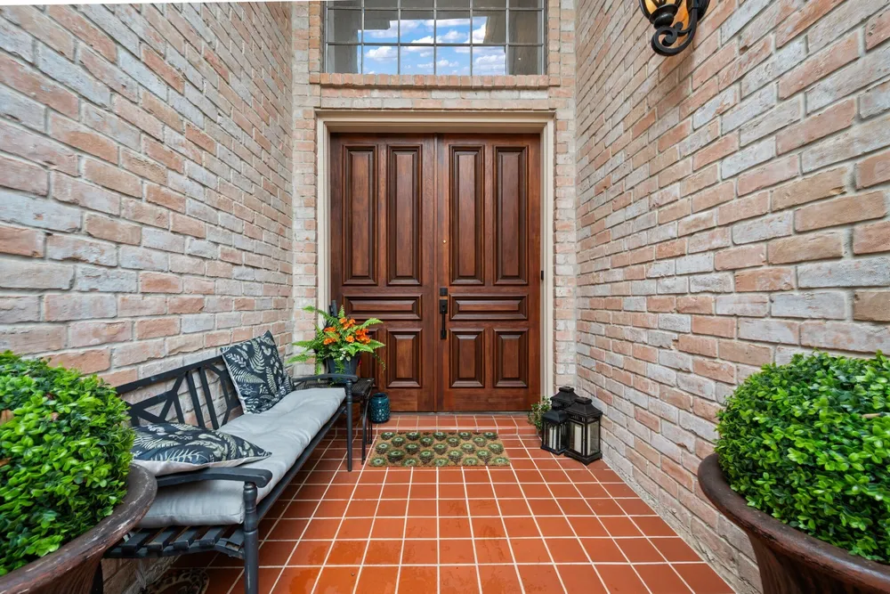 2514 Potomac Dr, Houston, TX 77057