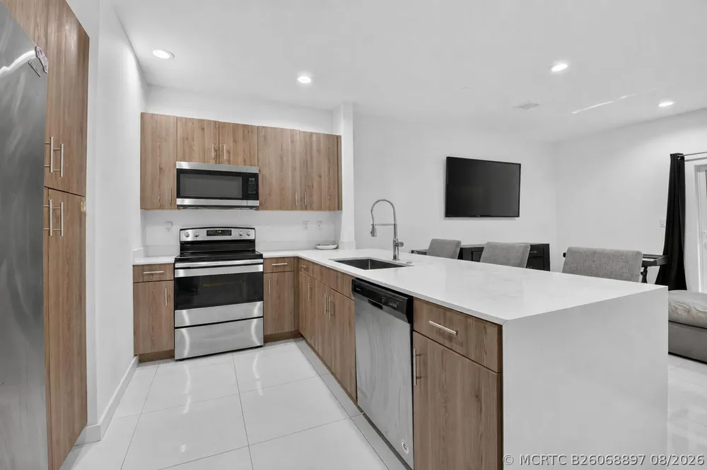 1030 Crystal Way, Delray Beach, FL 33444