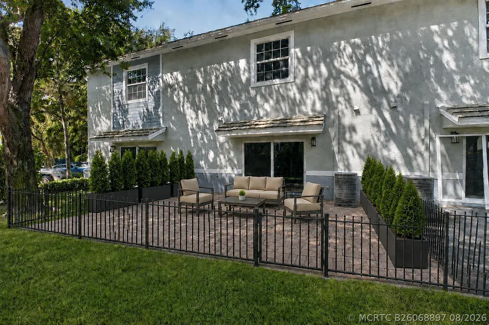 1030 Crystal Way, Delray Beach, FL 33444