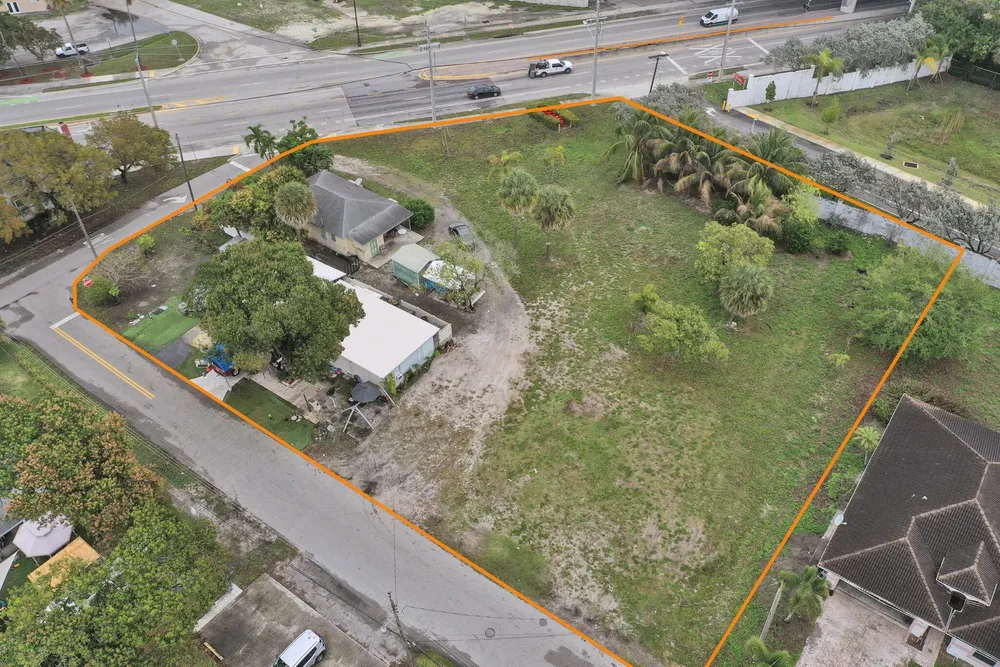 1412 NW 7th St, Pompano Beach, FL 33069