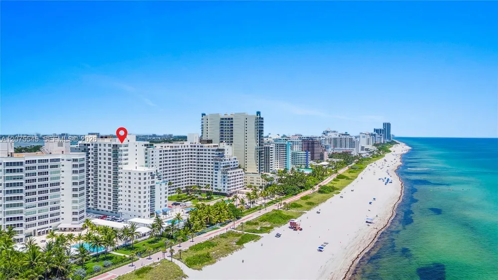 5001 Collins Ave, Miami Beach, FL 33140
