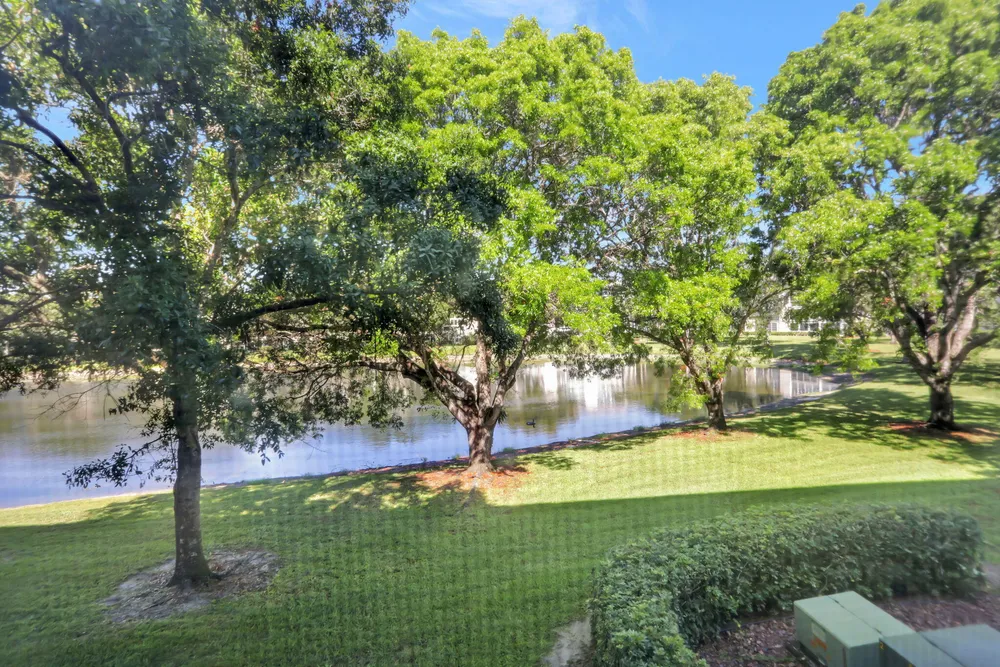 2202 Lucaya Bend, Coconut Creek, FL 33066