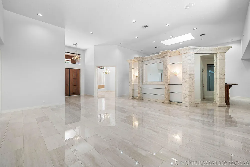 17595 Bocaire Pl, Boca Raton, FL 33487