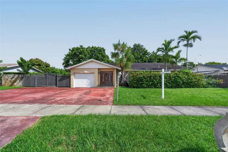 13217 SW 44th Ln, Miami, FL 33175