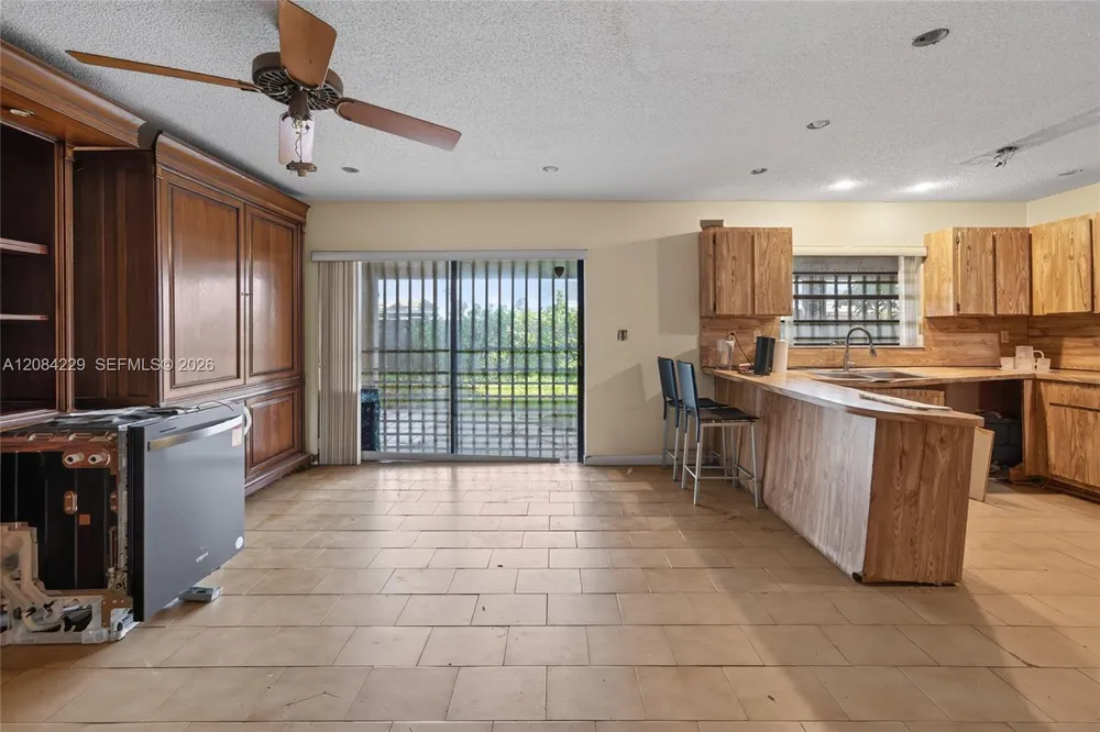 13217 SW 44th Ln, Miami, FL 33175
