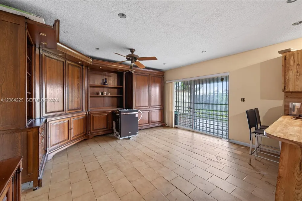 13217 SW 44th Ln, Miami, FL 33175