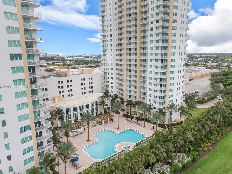 1755 E Hallandale Beach Blvd, Hallandale Beach, FL 33009