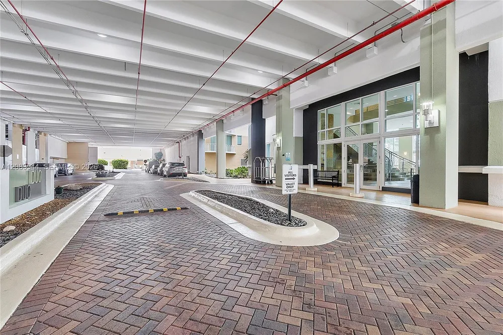 1755 E Hallandale Beach Blvd, Hallandale Beach, FL 33009