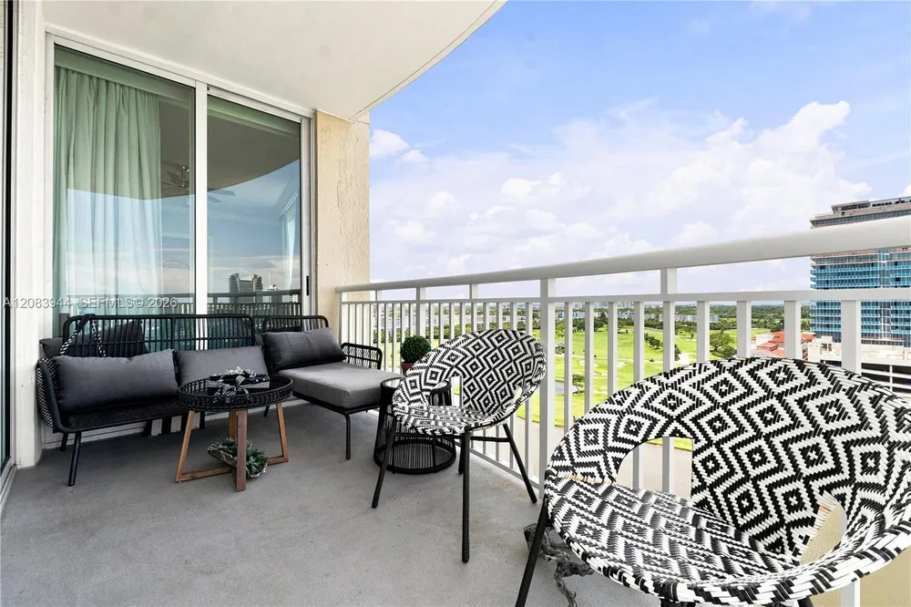1755 E Hallandale Beach Blvd, Hallandale Beach, FL 33009