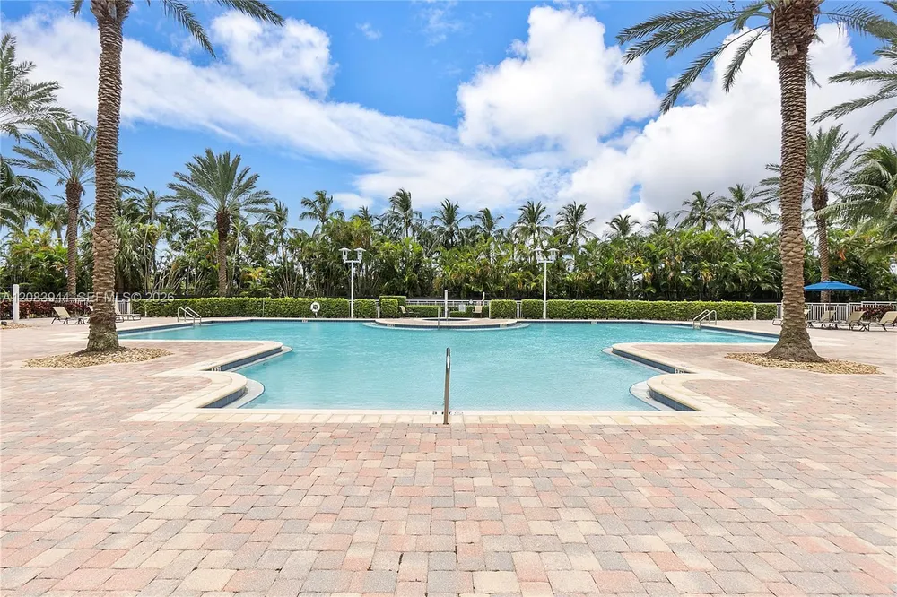 1755 E Hallandale Beach Blvd, Hallandale Beach, FL 33009