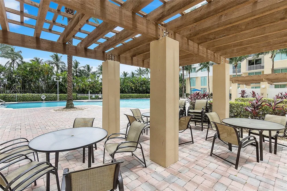 1755 E Hallandale Beach Blvd, Hallandale Beach, FL 33009