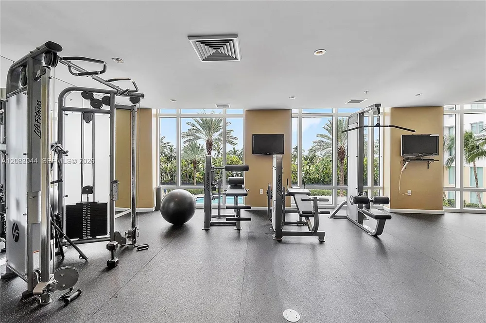 1755 E Hallandale Beach Blvd, Hallandale Beach, FL 33009