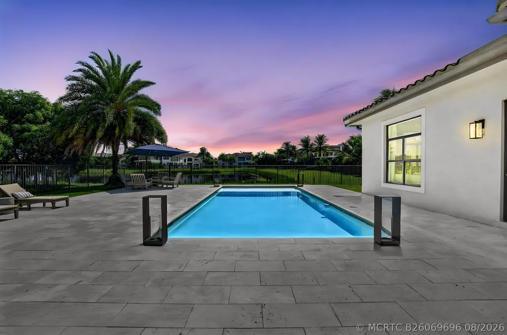 16740 Strasbourg Ln, Delray Beach, FL 33446
