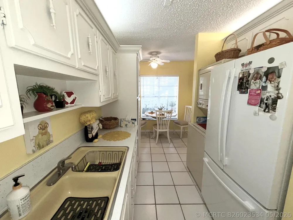 1030 Silk Oak Terrace, Delray Beach, FL 33445