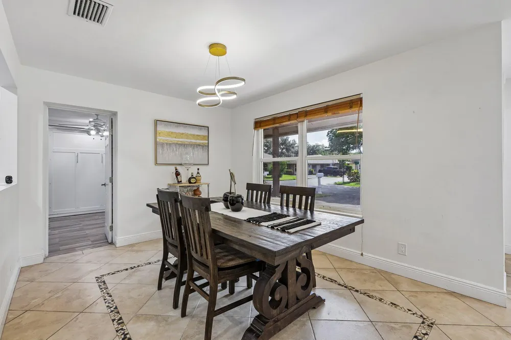 2075 SW 72nd Ave, Davie, FL 33317