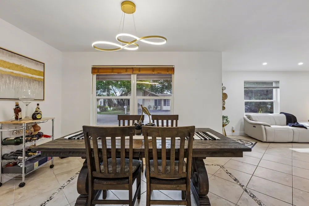 2075 SW 72nd Ave, Davie, FL 33317