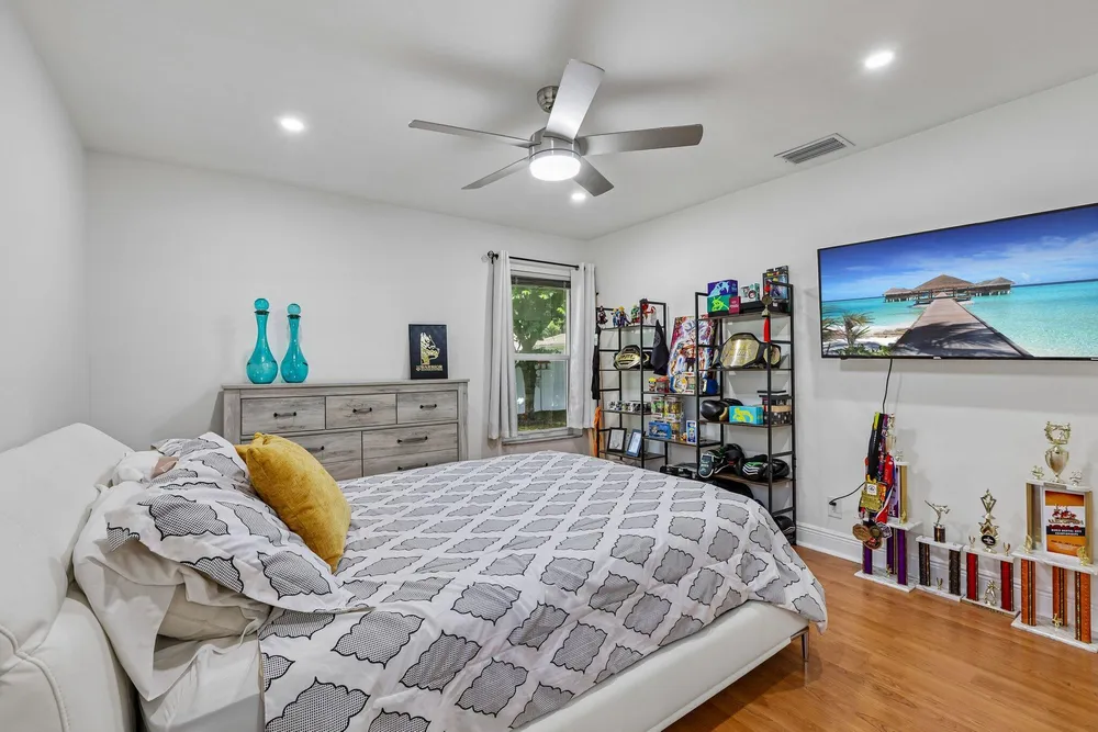 2075 SW 72nd Ave, Davie, FL 33317