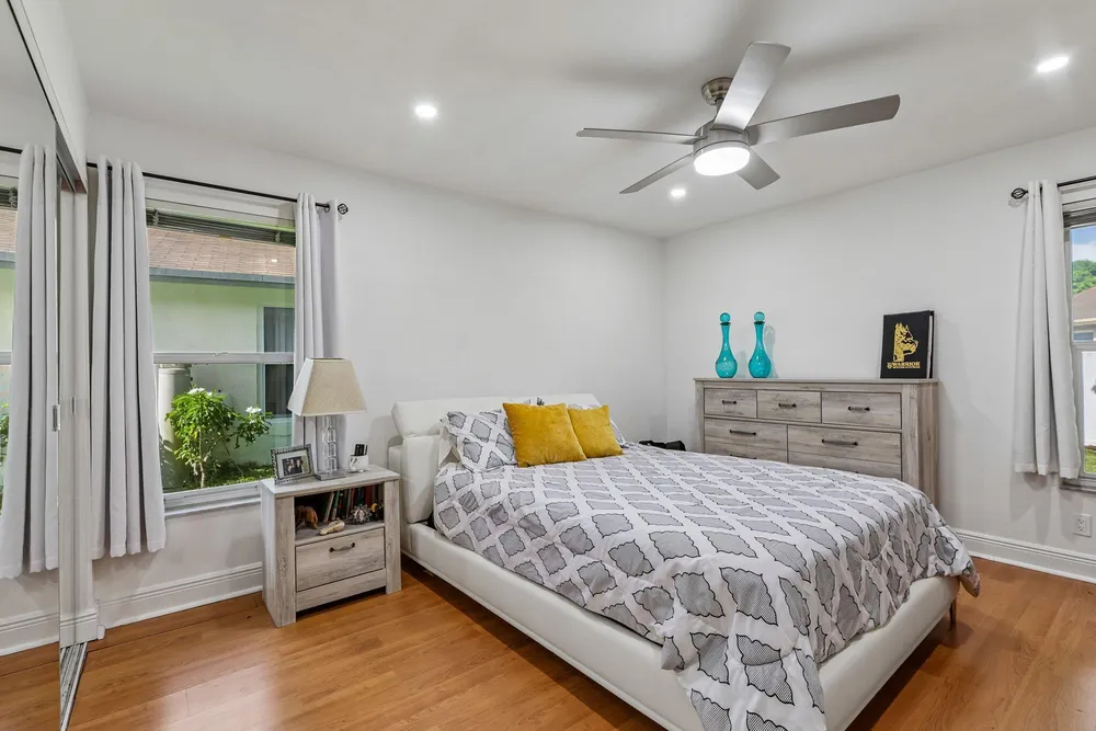 2075 SW 72nd Ave, Davie, FL 33317