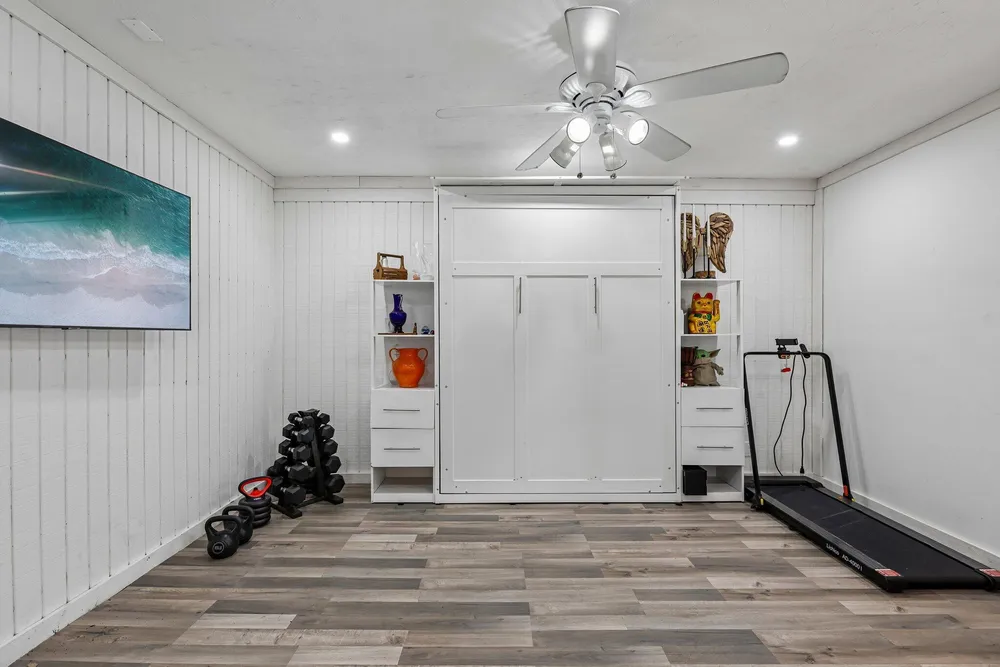 2075 SW 72nd Ave, Davie, FL 33317
