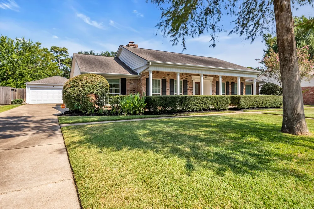 2526 Teague Rd, Houston, TX 77080-3832