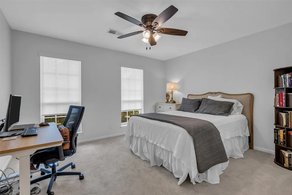 2526 Teague Rd, Houston, TX 77080-3832