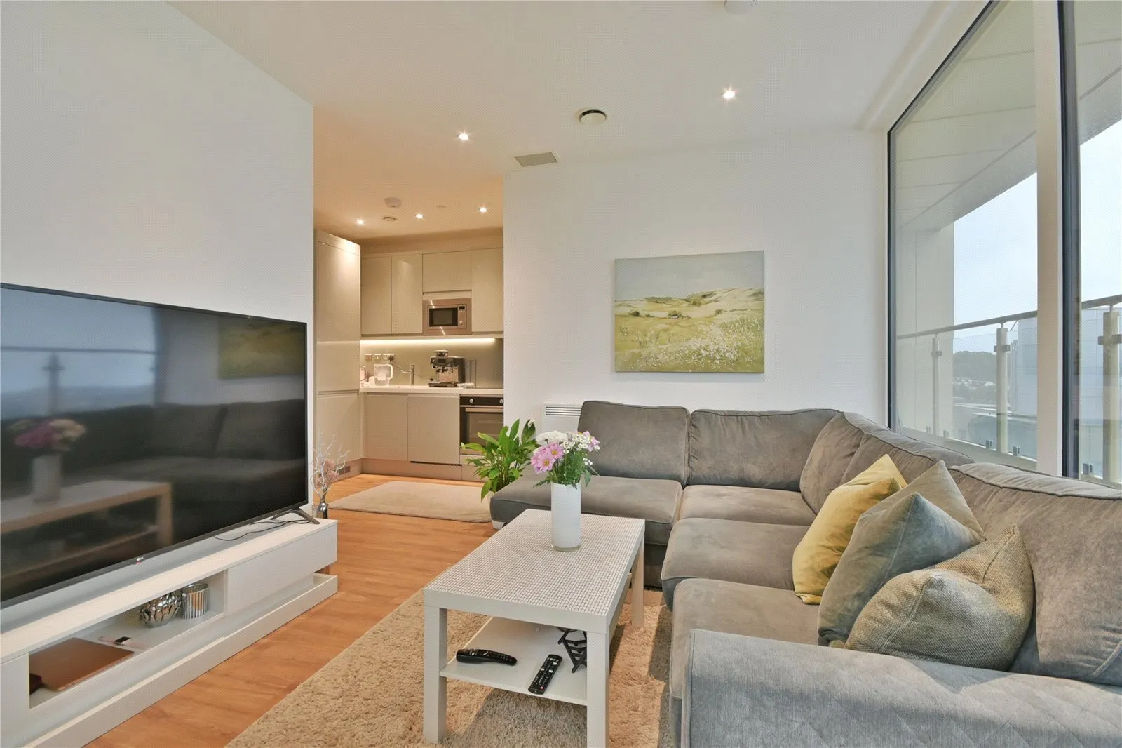 West Gate, Ealing, London, W5