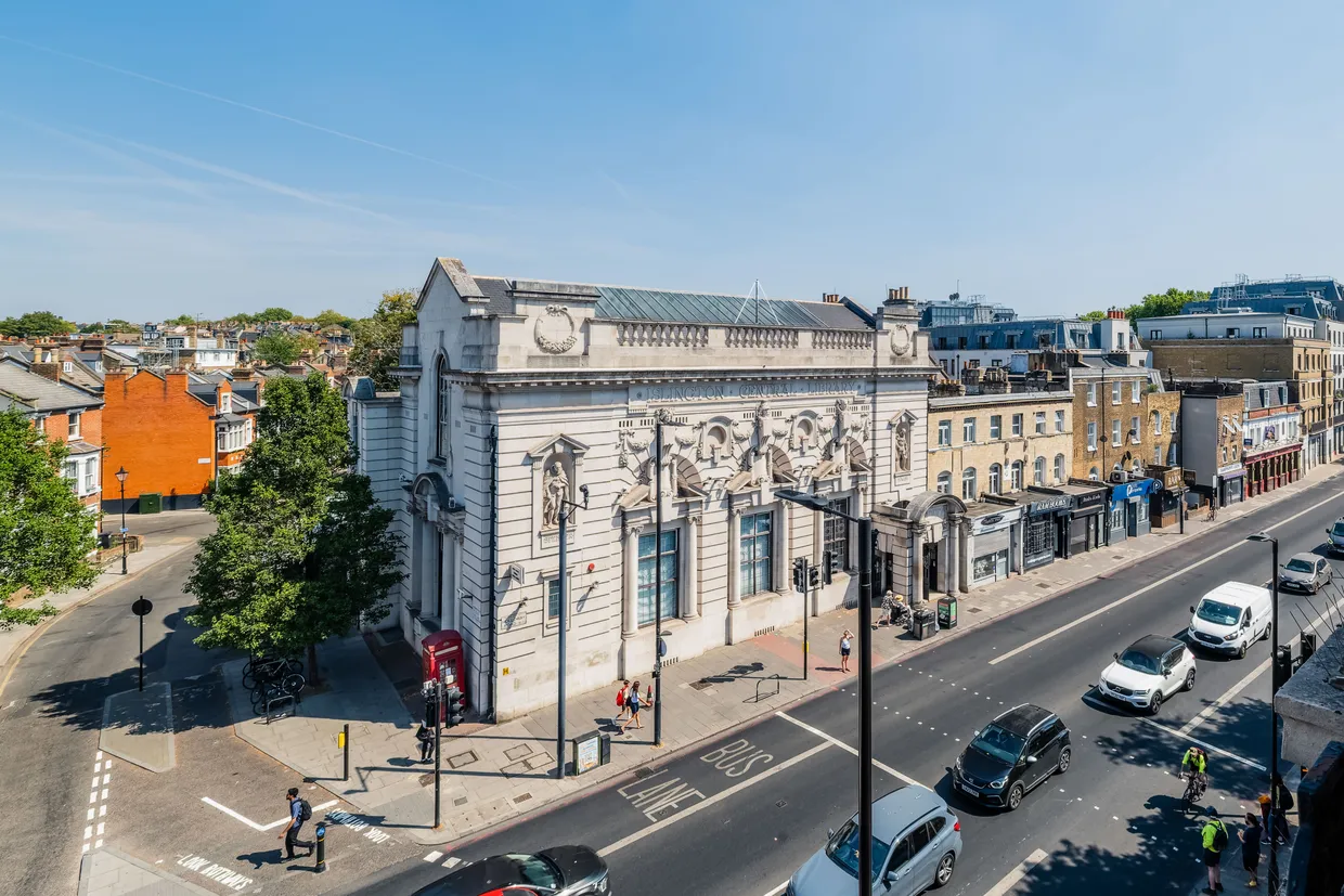 Holloway Road, London, N7 photo 24